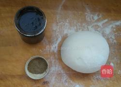 黑芝麻酱花卷的做法图解2