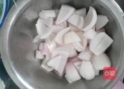 时蔬炖鸭腿的做法图解4