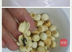 薯仔莲子猪排骨的做法图解2