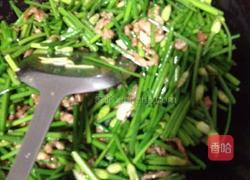 韭菜花肉丝的做法图解7