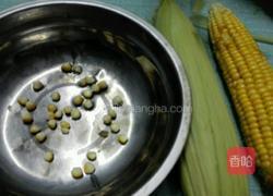 鲜玉米粥的做法图解1