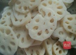 莲藕夹心肉沫的做法图解1