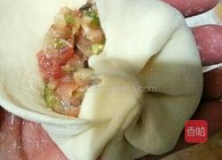 猪肉芹菜香菇包子的做法图解7