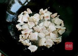 辣白菜豆腐汤的做法图解2