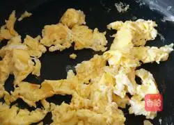 Illustration of how to make vegetarian three fresh dumplings 2