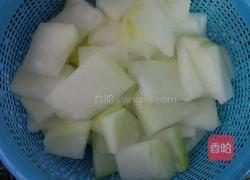 冬瓜海带瘦肉汤的做法图解1