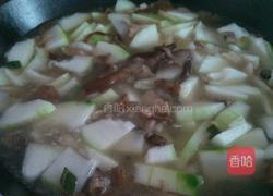 东北蘑菇冬瓜肉汤的做法图解6
