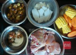 山药炖鸡汤的做法图解1