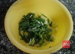 双椒煮腐竹的做法图解2