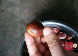 煮栗子的做法图解2