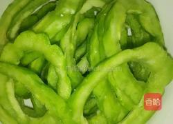 苦瓜炒虾仁的做法图解2