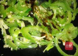 苦瓜炒虾仁的做法图解6