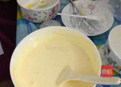 电饭煲蛋糕的做法图解3