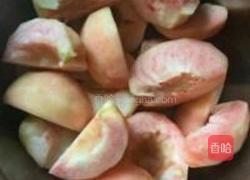 糖水桃子的做法图解3
