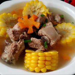 玉米排骨汤的做法[图]