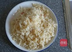 炸牛肉丸子的做法图解2