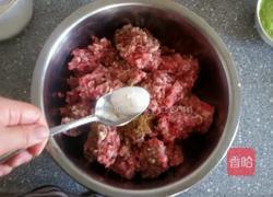 炸牛肉丸子的做法图解5