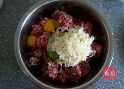 炸牛肉丸子的做法图解7