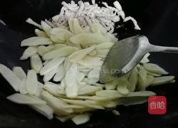 瘦肉炒嫩姜的做法图解4