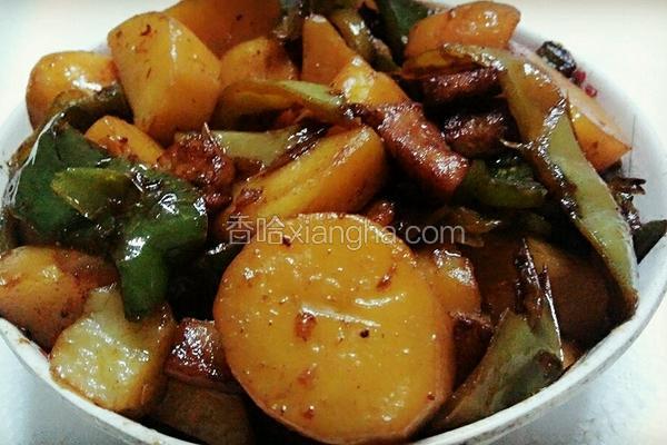青椒焖土豆