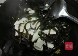 海带炒豆腐的做法图解4