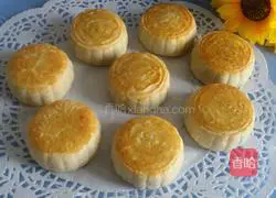 Red Bean Paste Mooncake Recipe Illustration 17