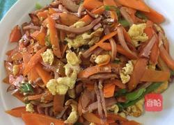 胡萝卜炒火腿鸡蛋的做法图解4