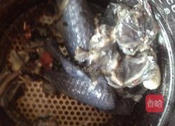 红枣香菇乌鸡汤的做法图解1