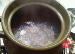 五指毛桃香菇红枣骨头汤的做法图解2