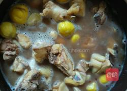 栗子炖老母鸡的做法图解3