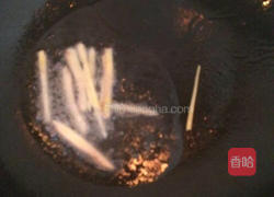 酸笋炒海蛏的做法图解3