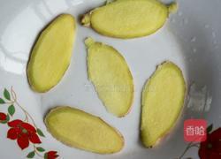 剁椒鱼头的做法图解1