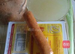 蘑菇香肠豆腐的做法图解2