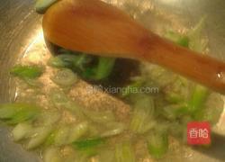 蘑菇香肠豆腐的做法图解4