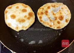 韭菜香肠馅饼的做法图解8