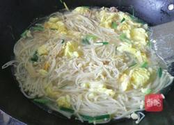 金针菇鸡蛋汤的做法图解18