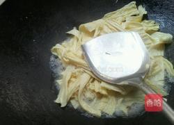 腐竹焖鱼头的做法图解2