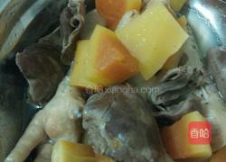 鸡爪鸡心煲木瓜的做法图解5