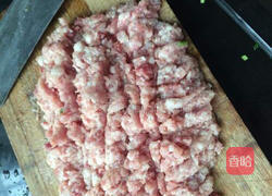 豆芽烧韭菜肉饺的做法图解2