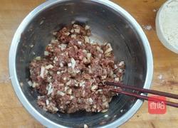 洋葱门丁肉饼的做法图解2