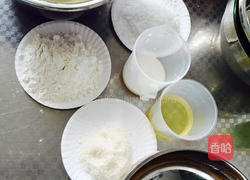 戚风蛋糕的做法图解7