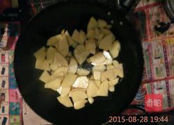 土豆烧豆角的做法图解3