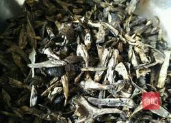 爆炒干巴菌的做法图解1