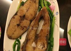 香煎马友鱼?的做法图解2
