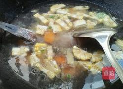 鲫鱼养生汤的做法图解3