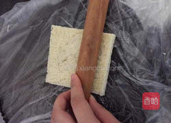 玫瑰吐司杯的做法图解3