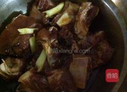 香芋蒸排骨的做法图解2