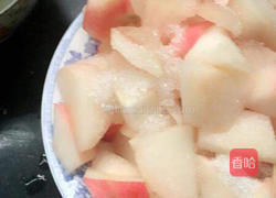 桃子石榴汽水的做法图解1