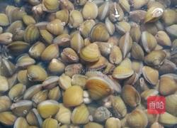 紫苏炒沙蚬的做法图解1