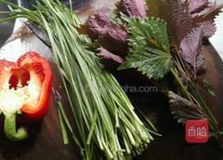 紫苏炒沙蚬的做法图解3